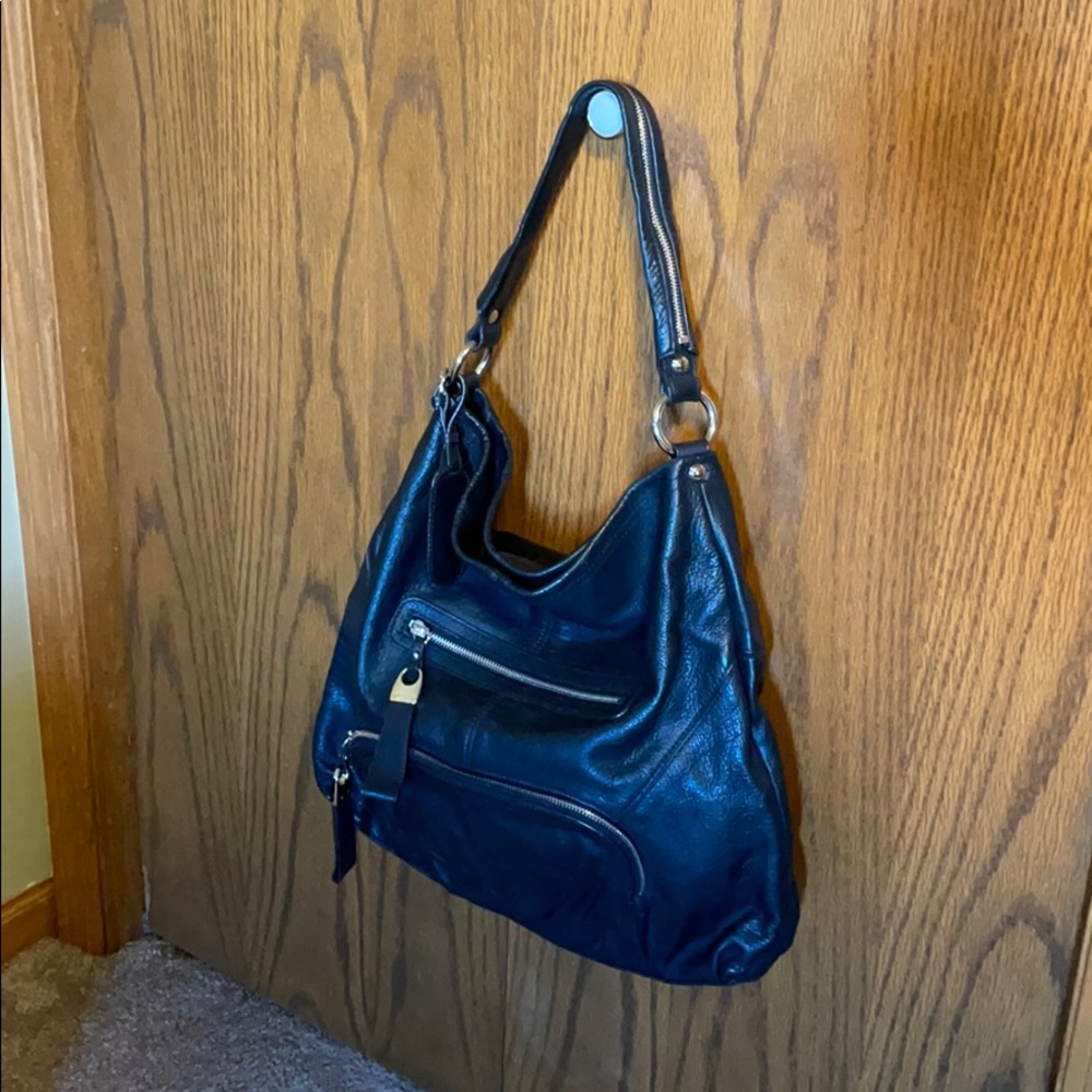 B Makowsky black leather bag